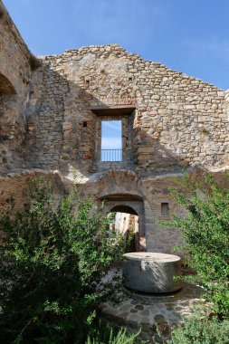 Colobraro 'da bir sokak, İtalya' nın Basilicata bölgesinde bir köy..