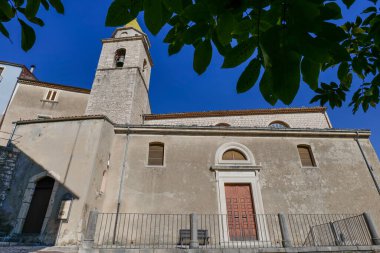 Bir Sepino kilisesi, Molise, İtalya 'da bir köy..