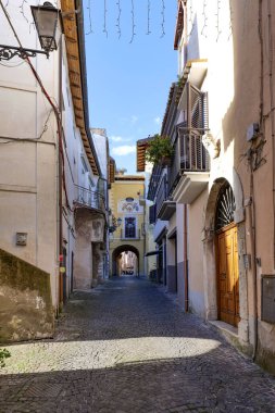 Minturno 'da küçük bir sokak, İtalya' da Lazio 'da bir kasaba..