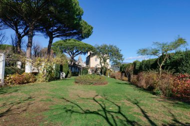 Ravello 'da bir halk bahçesi bulvarı, İtalya' nın Salerno eyaletinde bir kasaba..