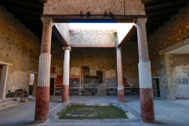 İtalya, Castellammare di Stabia 'da antik bir Roma villasının kalıntıları..