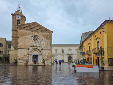 Vasto 'nun ortaçağ bölgesinde bir meydan, İtalya' nın Abruzzo şehrinde eski bir kasaba..