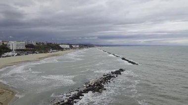 Termoli plajı, İtalya 'da Molise' de bir kasaba..