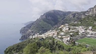İtalya 'daki Amalfi Sahili manzarası.