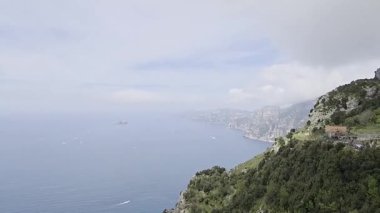 İtalya 'daki Amalfi Sahili manzarası.