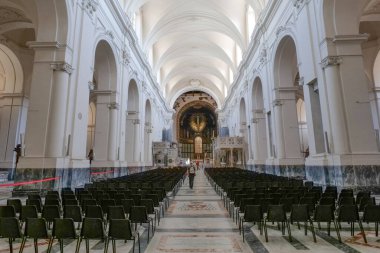 Salerno, İtalya, 7 Mayıs 2025. Aziz Matthew 'a adanmış katedralin içi..