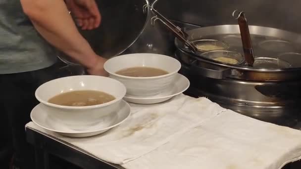 Kochendes Wasser Großem Topf Für Japanische Nudeln — Stockvideo