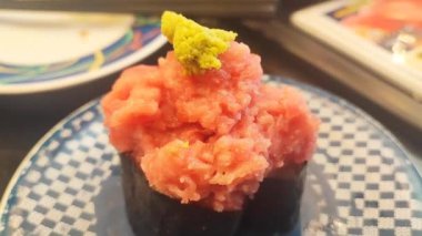 Japon Yemekleri Karışık Suşi Seti