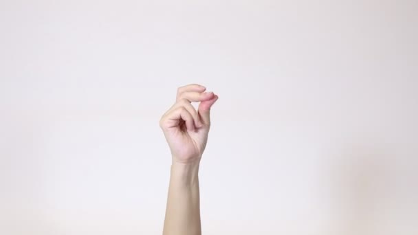 Vrouw Hand Met Knipende Vingers Gele Scherm Achtergrond Klik Vingers — Stockvideo