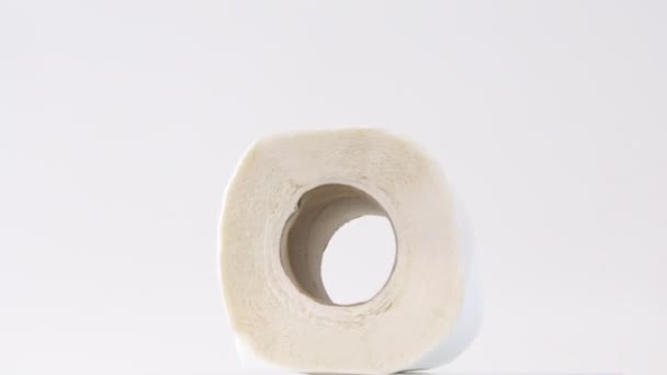 Weiches Multi Layer Toilettenpapier Rollen Makro Sanitärzubehör Für Die Toilette — Stockvideo