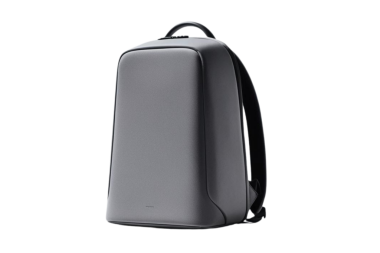 beyaz arkaplanda modern çanta paketi (4)