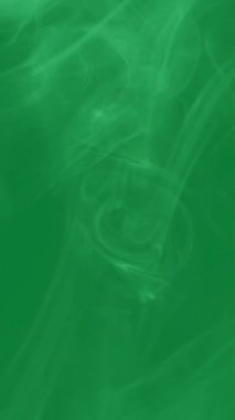 Yaratıcı arka planlar ve görsel efektler projeleri için gerçekçi dönen ve sürüklenen yüksek kaliteli videolar ve video görüntüleri içeren duman etkisi videosu