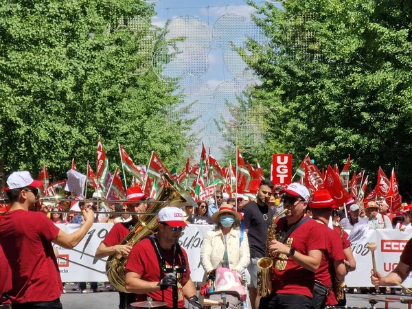 2023年5月1日スペイン グラナダ 5月1日の労働組合 労働者のための政党のデモ — ストック写真