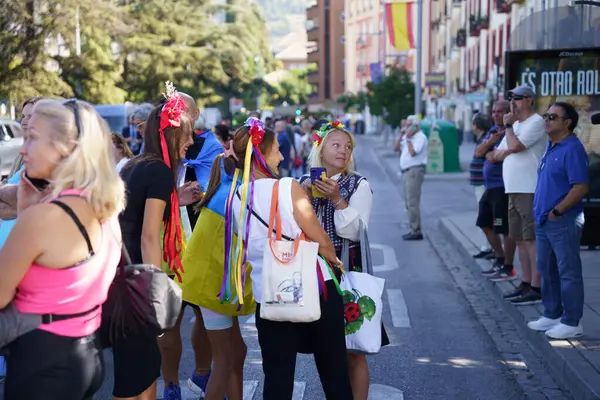 Granada Andalusien Spanien Oktober 2023 Ukrainer Demonstrieren Ukrainischen Kostümen Auf — Stockfoto