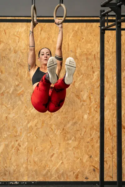 Vertical Photo Copy Space Mature Sportive Woman Doing Core Exercises Obrazy Stockowe bez tantiem