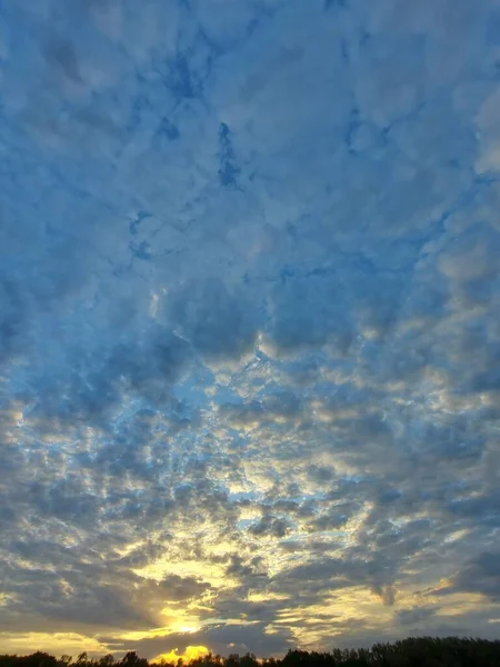 Удивительный Облачный Пейзаж Небе Время Заката После Дождя Высокое Качество — стоковое фото