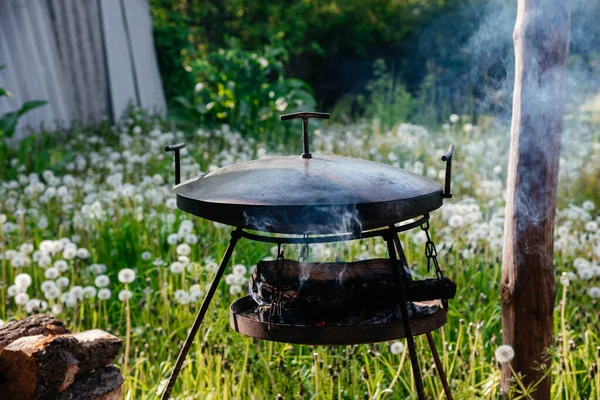 Cooking Food Frying Pan Fire Cooking Outdoors — Stock Photo, Image