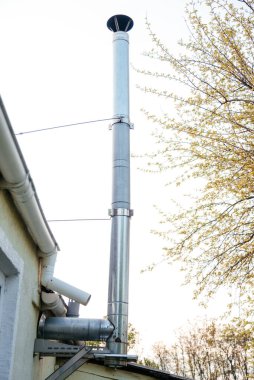 Hamam bacasının metal yapısı.. 