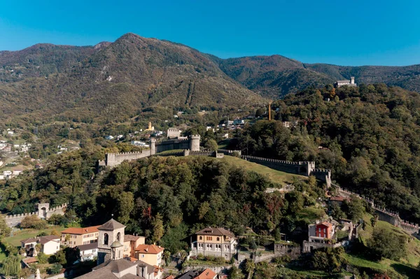Veduta Aerea Del Castello Bellinzona Cima Alle Alpi Svizzere Drone — Foto Stock