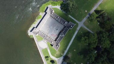 Fort Chambly, Quebec, Kanada 'ya İHA uçuşu.