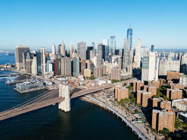 Brooklyn Köprüsü ve Aşağı Manhattan Sunrise, New York 'ta