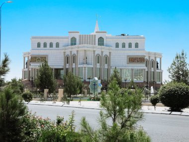 2 Eylül 2023. Ashgabat 'taki hükümet binaları