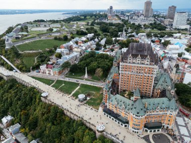 Quebec, Quebec, Kanada, Kuzey Amerika 'daki Frontenac Kalesi' nin gerçek manzarası..