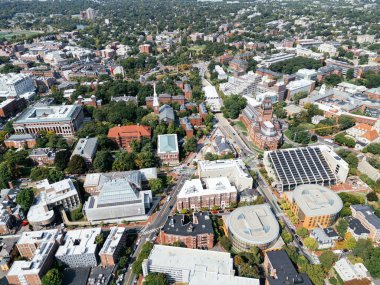 Harvard Yard, Cambridge, Massachusetts 'in kuş bakışı manzarası, ABD.