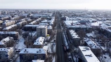Uralsk şehir merkezinin hava görüntüsü, şehir merkezi, Kazakistan.