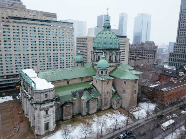 Mary, Montreal 'deki Dünya Katedrali' nin Kraliçesi küçük bazilika. (Katedral Marie-Reine-du-Monde).