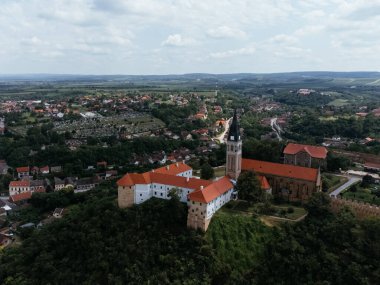 Hırvatların Capistrano 'lu Aziz John köyü ve kilisesi. Avrupa