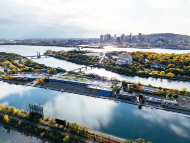 Montreal 'deki Formula 1 Circuit Gilles Villeneuve' un en iyi hava görüntüsü. Quebec, Kanada