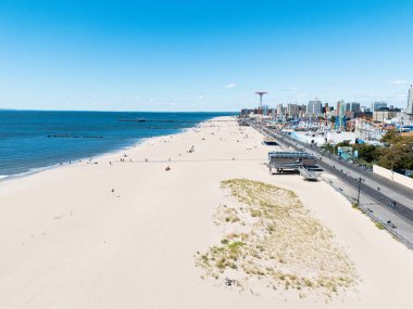 Coney Adası, Brighton Sahili ve Manhattan Sahili manzarası, New York, ABD.