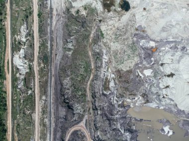 Kömür madenciliğinde Kolubara çukuru bu arada. Lazarevac, Sırbistan.