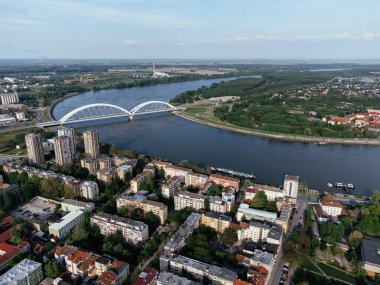 Sırbistan 'ın Novi Sad kenti üzerindeki İHA uçuşu.