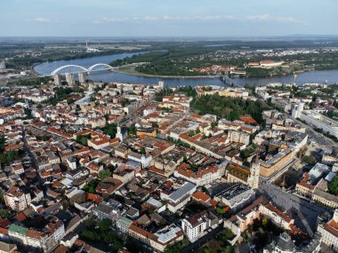 Sırbistan 'ın Novi Sad kenti üzerindeki İHA uçuşu.