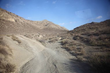 Montreal, Kanada 'daki Saint Joseph Oratory' nin günbatımı manzarası, şehir manzarası ve gökyüzü. g.