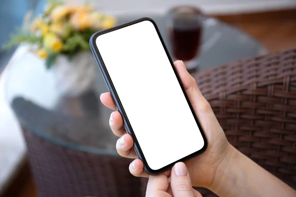 Weibliche Handheld Telefon Mit Isoliertem Bildschirmhintergrund Des Tisches Haus — Stockfoto