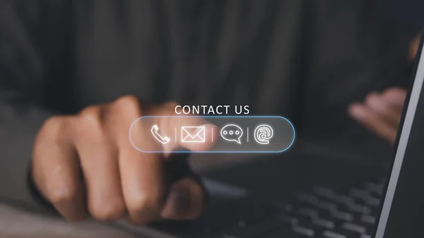 Kontaktieren Sie Uns Oder Kunden Support Hotline Menschen Verbinden Geschäftsmann — Stockfoto