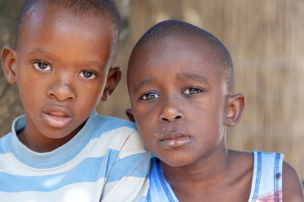 Xai Xai Mosambik Nahaufnahme Von Zwei Nicht Identifizierten Afrikanischen Jungen — Stockfoto
