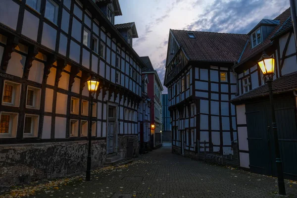 Enge Straße Mit Historischen Fachwerkhäusern Der Hattinger Altstadt — Stockfoto