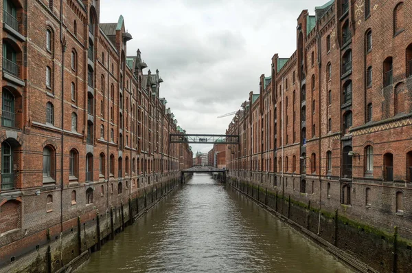 Flotta Och Historiska Lagerbyggnader Lagerdistriktet Hamburg — Stockfoto