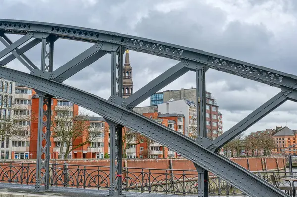 Szczegóły Historycznego Mostu Dzielnicy Magazynowej Hamburgu — Zdjęcie stockowe
