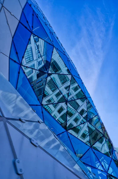 Reflexión Fachada Edificio Emblemático Centro Eindhoven — Foto de Stock