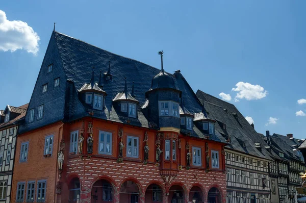 Gyönyörű Történelmi Épület Félkész Házak Piactéren Goslar Régi Központjában — Stock Fotó