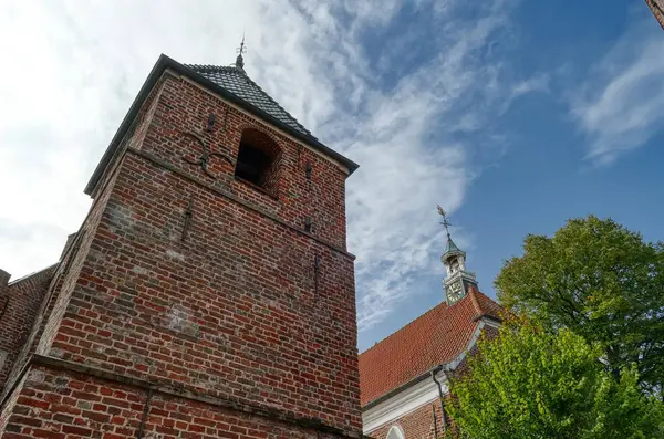 Deux Églises Historiques Dans Vieux Centre Greetsiel — Photo