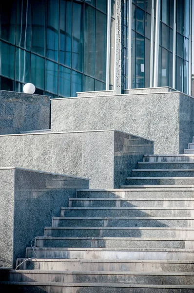 Steg Modern Granit Stentrappa Arkitektoniska Detaljer Yttre — Stockfoto