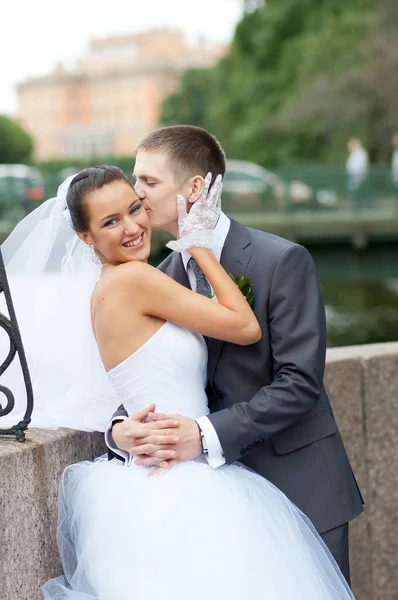Емоційна Весільна Пара Почуття Наречена Наречений — стокове фото