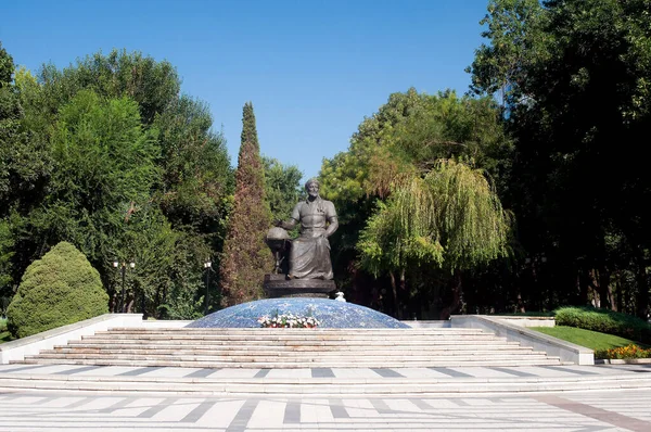 Mirzo Ulugbek Emlékműve Taskentben Üzbegisztánban Stock Fotó
