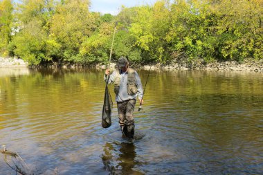 Wisconsin 'de nehirde somon balıkçılığı